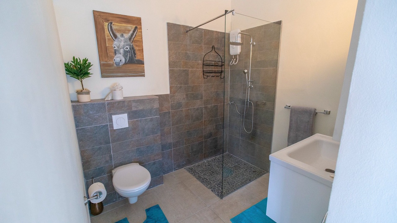 Photo of Bathroom in Bushiri