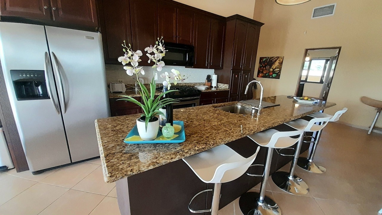 Photo of Kitchen in Esmeralda