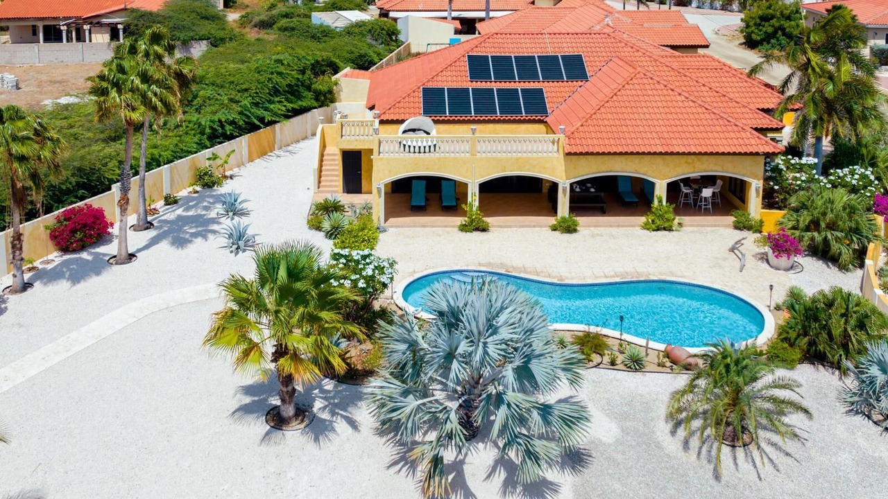 Photo of Outdoor in Esmeralda