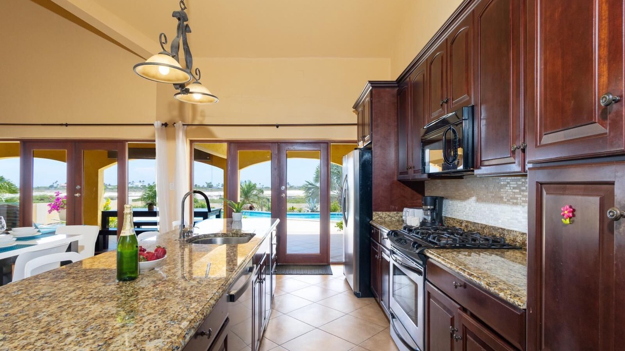 Photo of Kitchen in Esmeralda