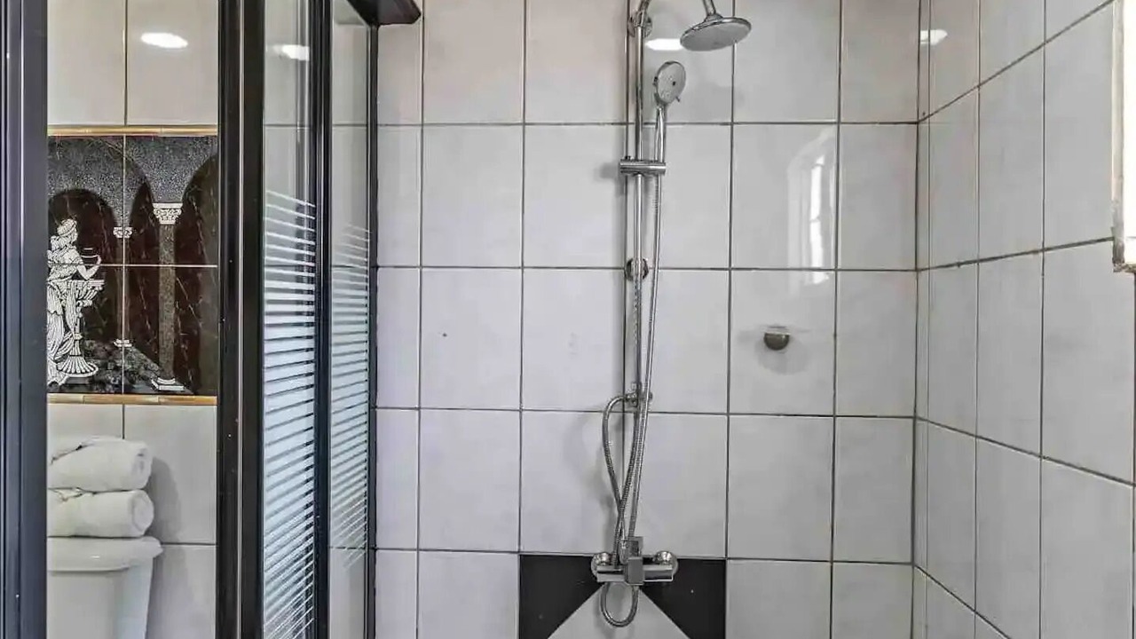 Photo of Bathroom in Ponton