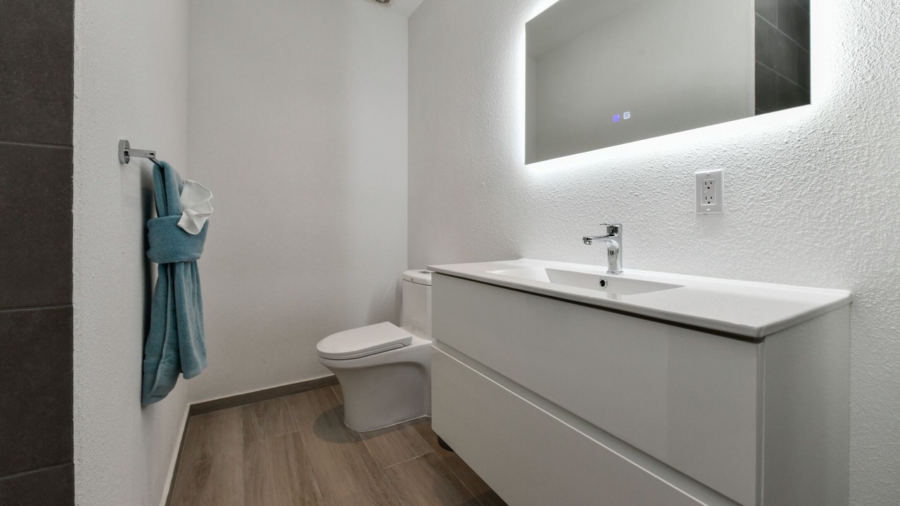 Photo of Bathroom in Ponton
