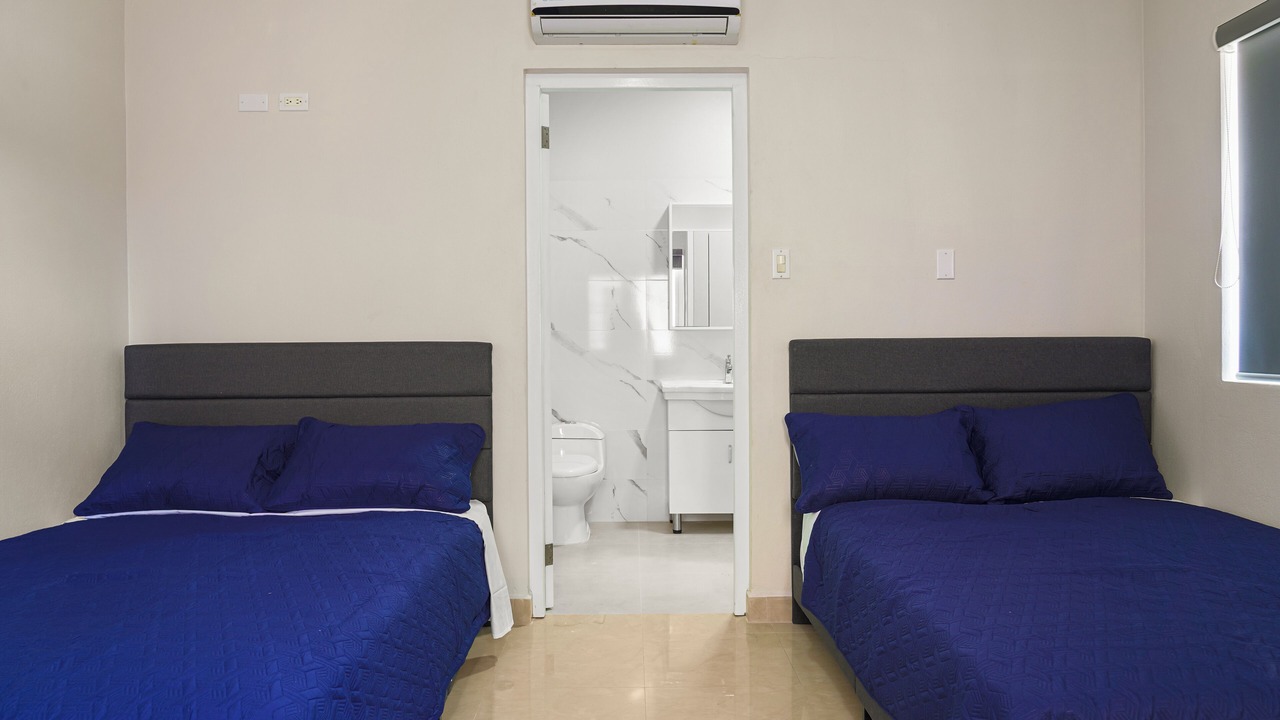 Photo of Bedroom in Opal