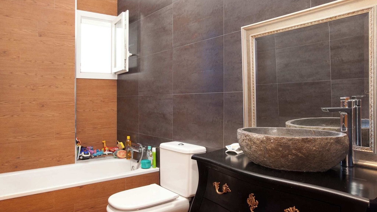 Photo of Bathroom in Montgat