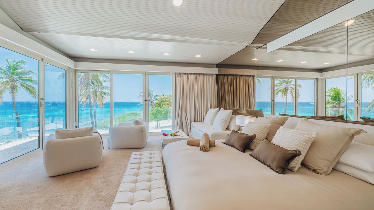 Photo of Bedroom in Palm Beach