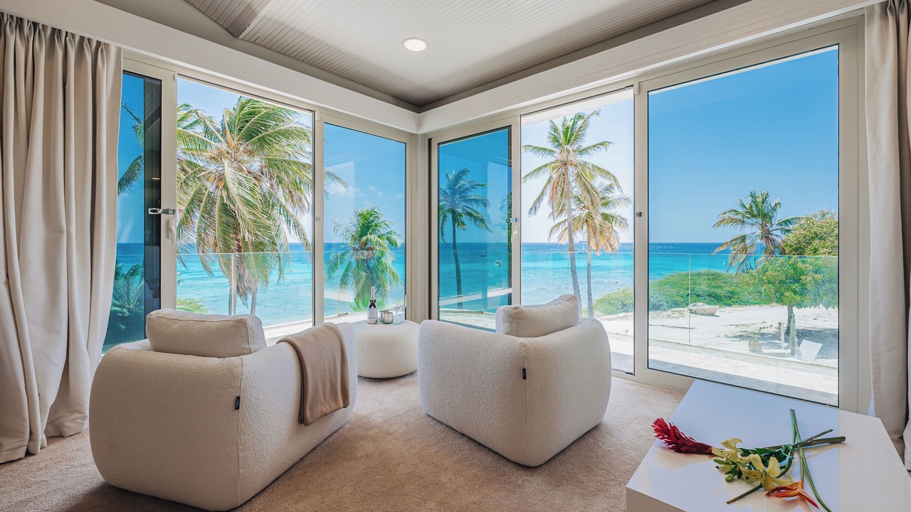Photo of Livingroom in Palm Beach