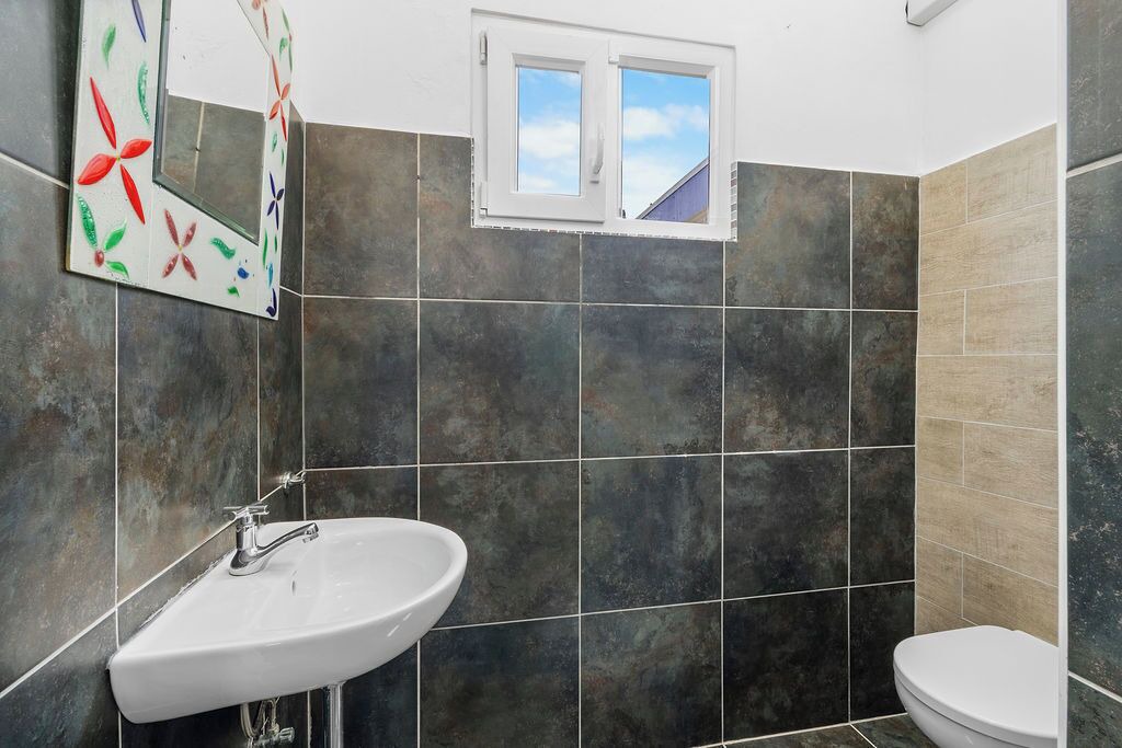 Photo of Bathroom in Jamanota