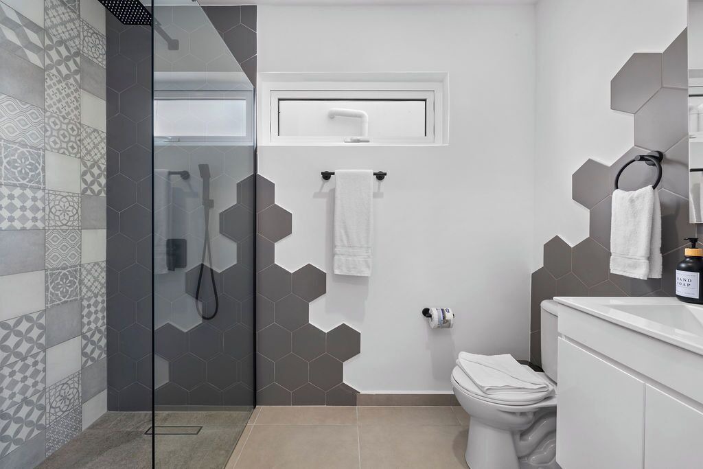 Photo of Bathroom in Esmeralda
