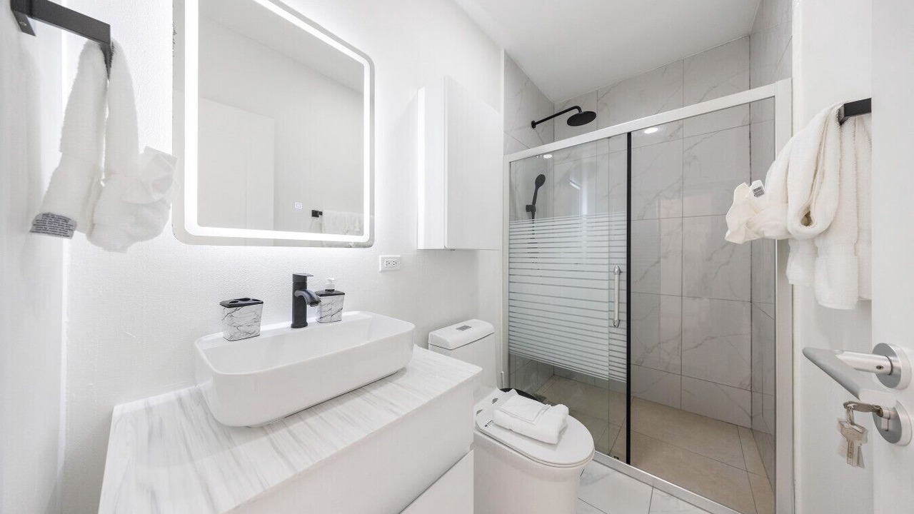 Photo of Bathroom in Ponton