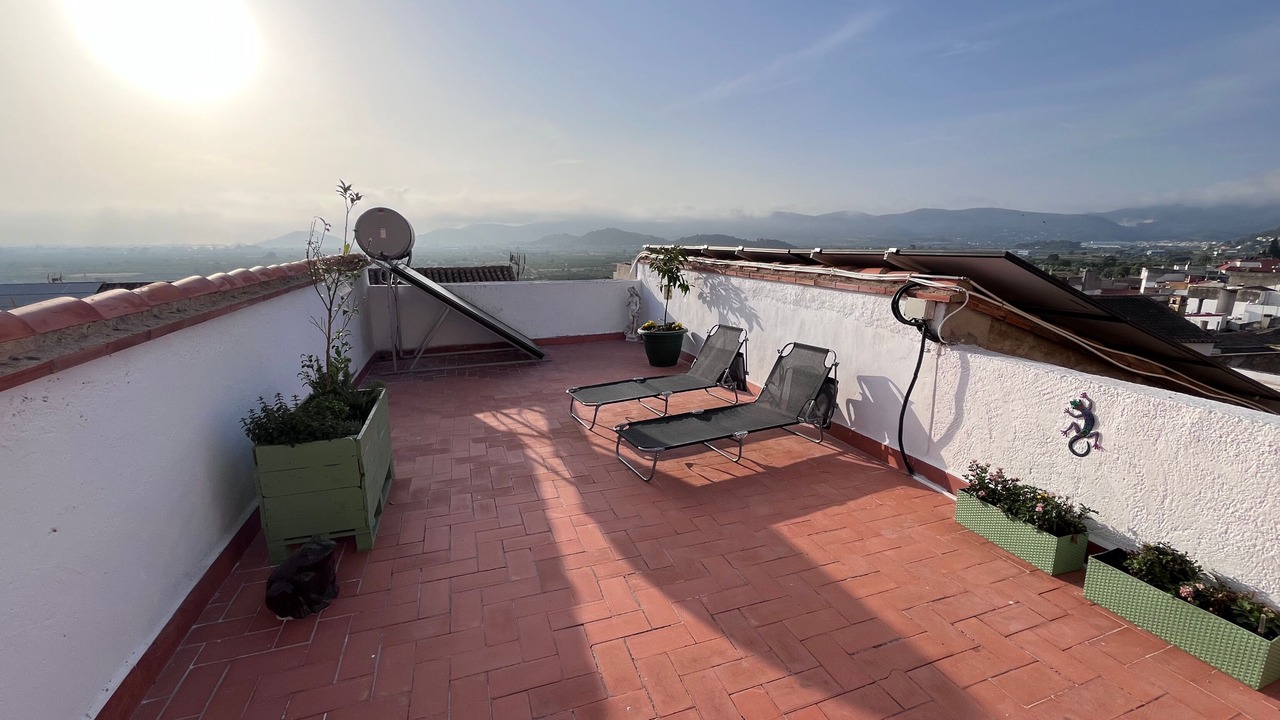 Photo of Patio Balcony in Ador
