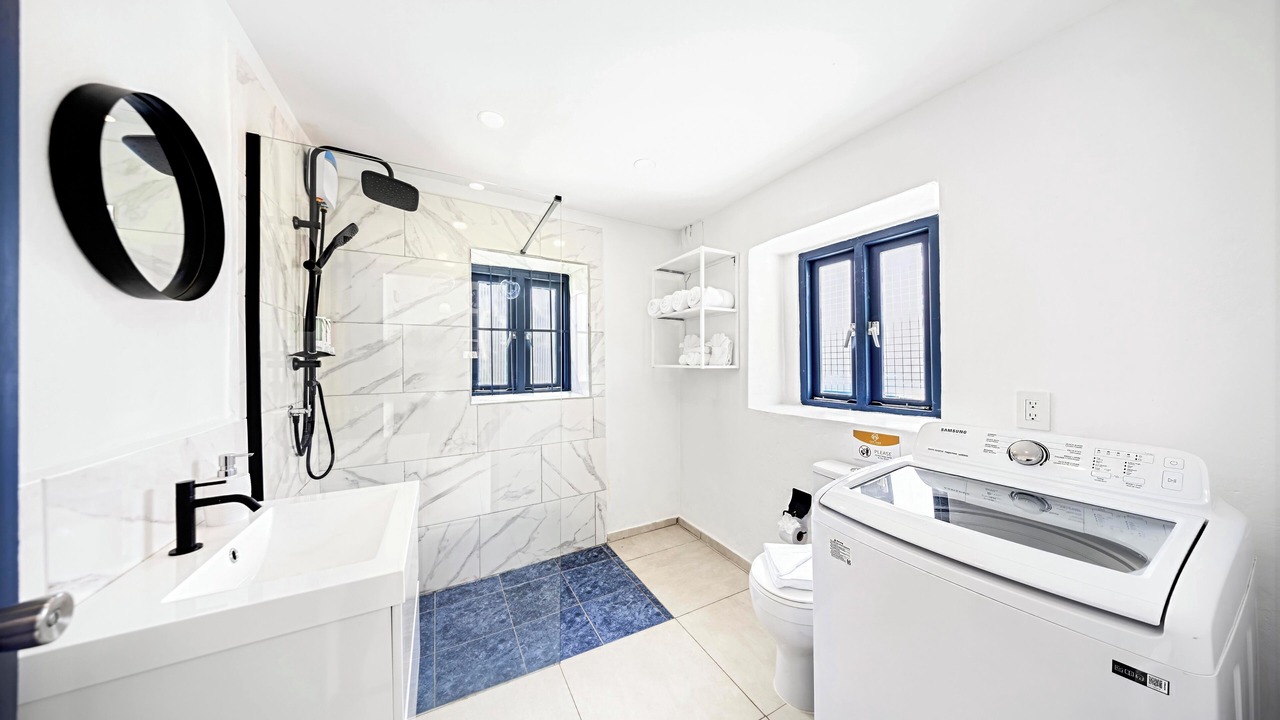 Photo of Bathroom in Tanki Leendert