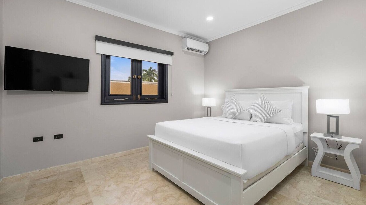 Photo of Bedroom in Oranjestad