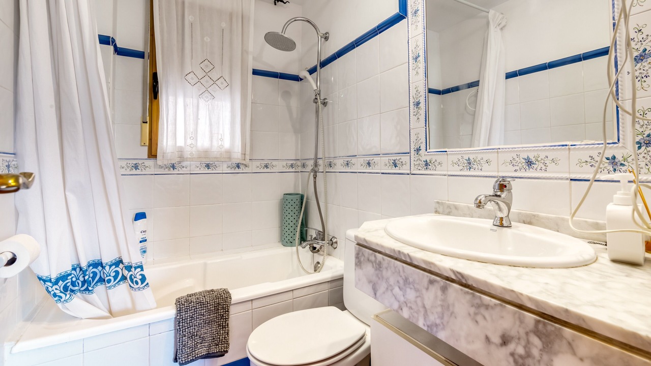 Photo of Bathroom in Orba