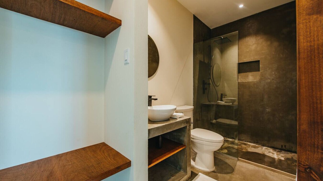Photo of Bathroom in Washington