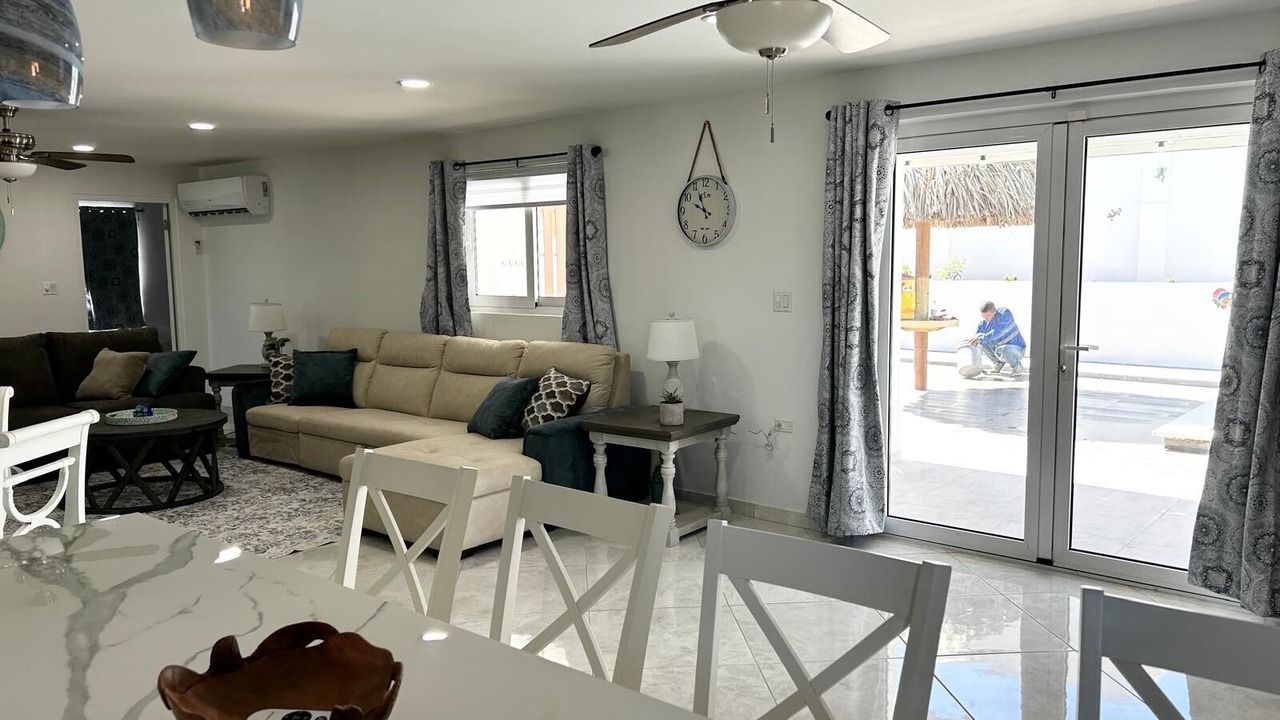 Photo of Livingroom in Oranjestad