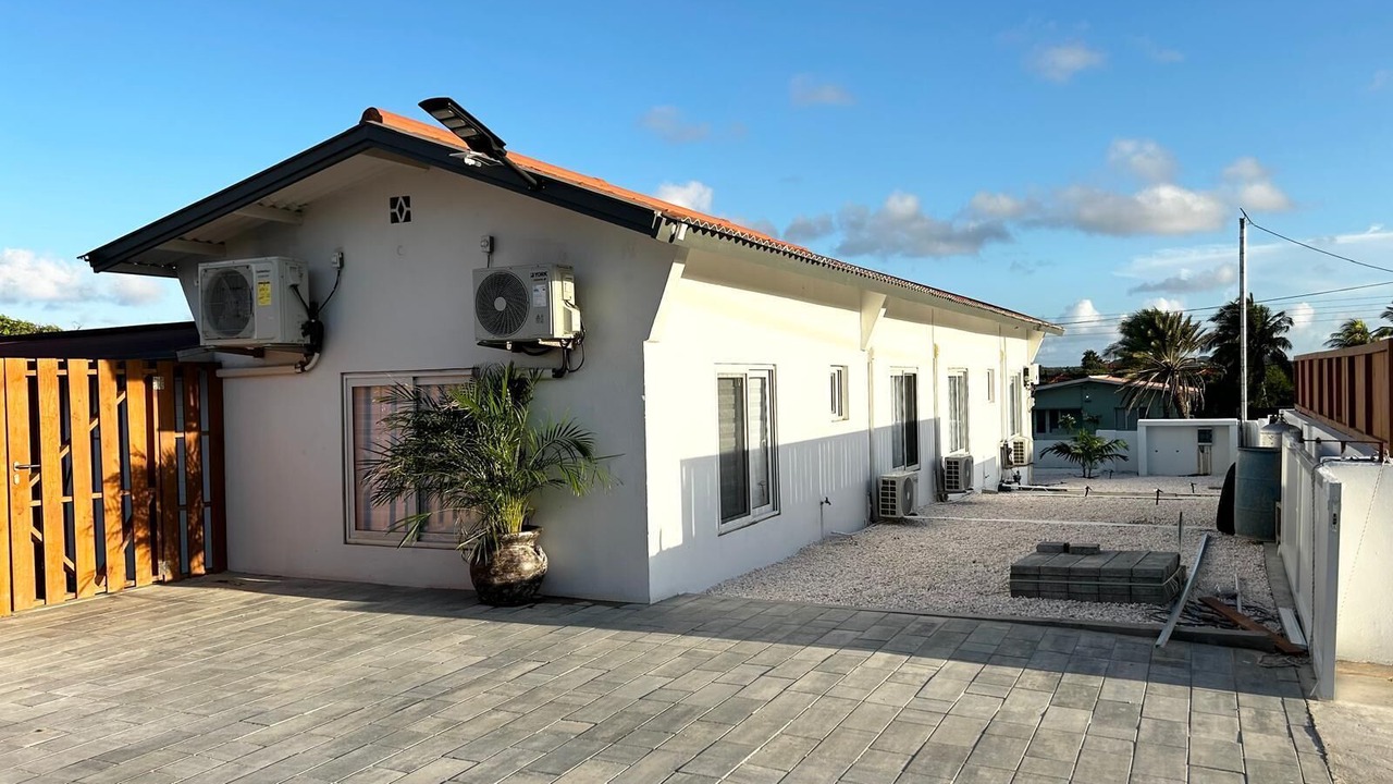 Photo of Outdoor in Oranjestad