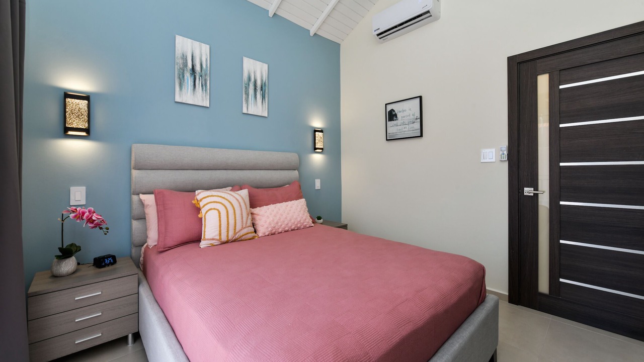 Photo of Bedroom in Esmeralda