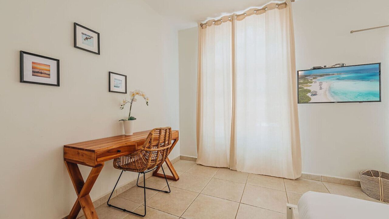 Photo of Bedroom in Oranjestad