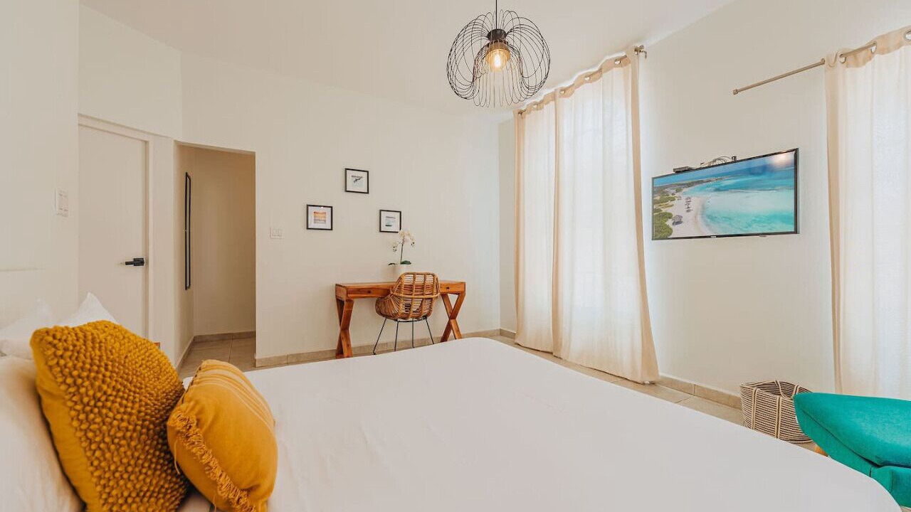 Photo of Bedroom in Oranjestad