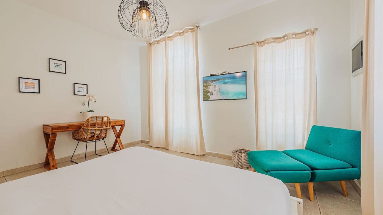 Photo of Bedroom in Oranjestad
