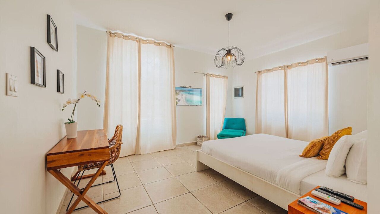 Photo of Bedroom in Oranjestad