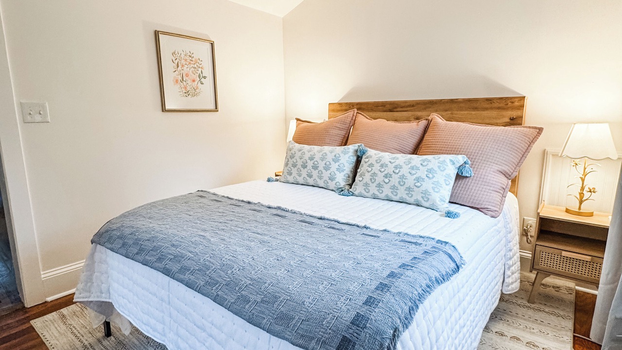 Photo of Bedroom in Downtown Historic District