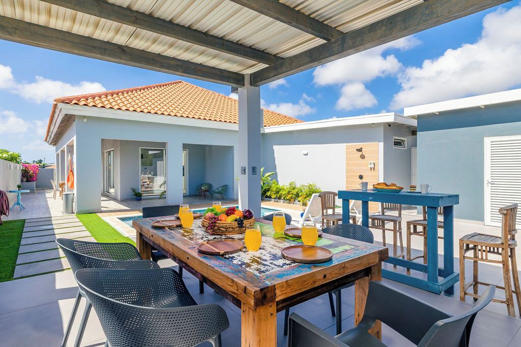 Photo of Others in Oranjestad