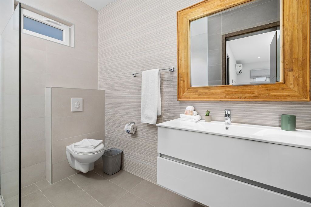 Photo of Bathroom in Oranjestad