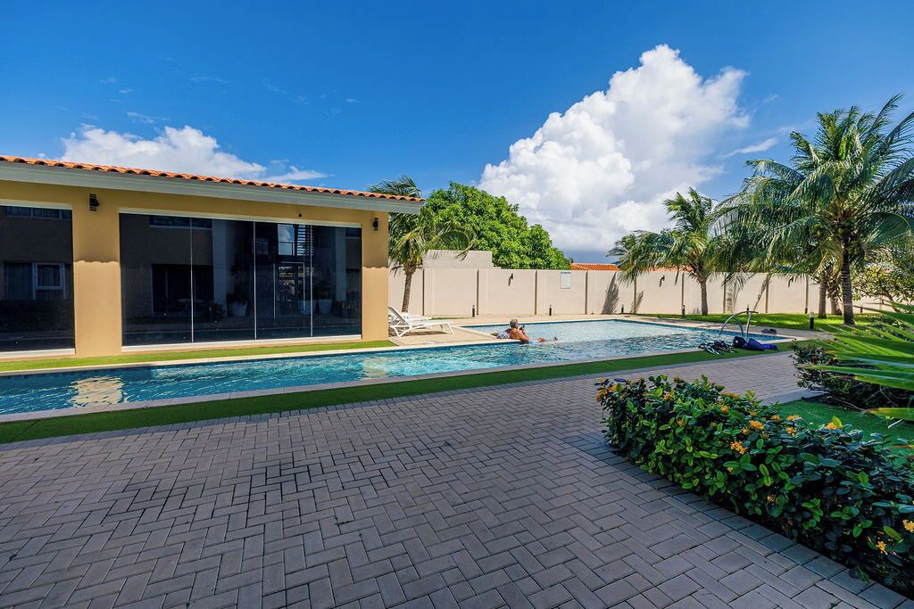 Photo of Outdoor in Turibana