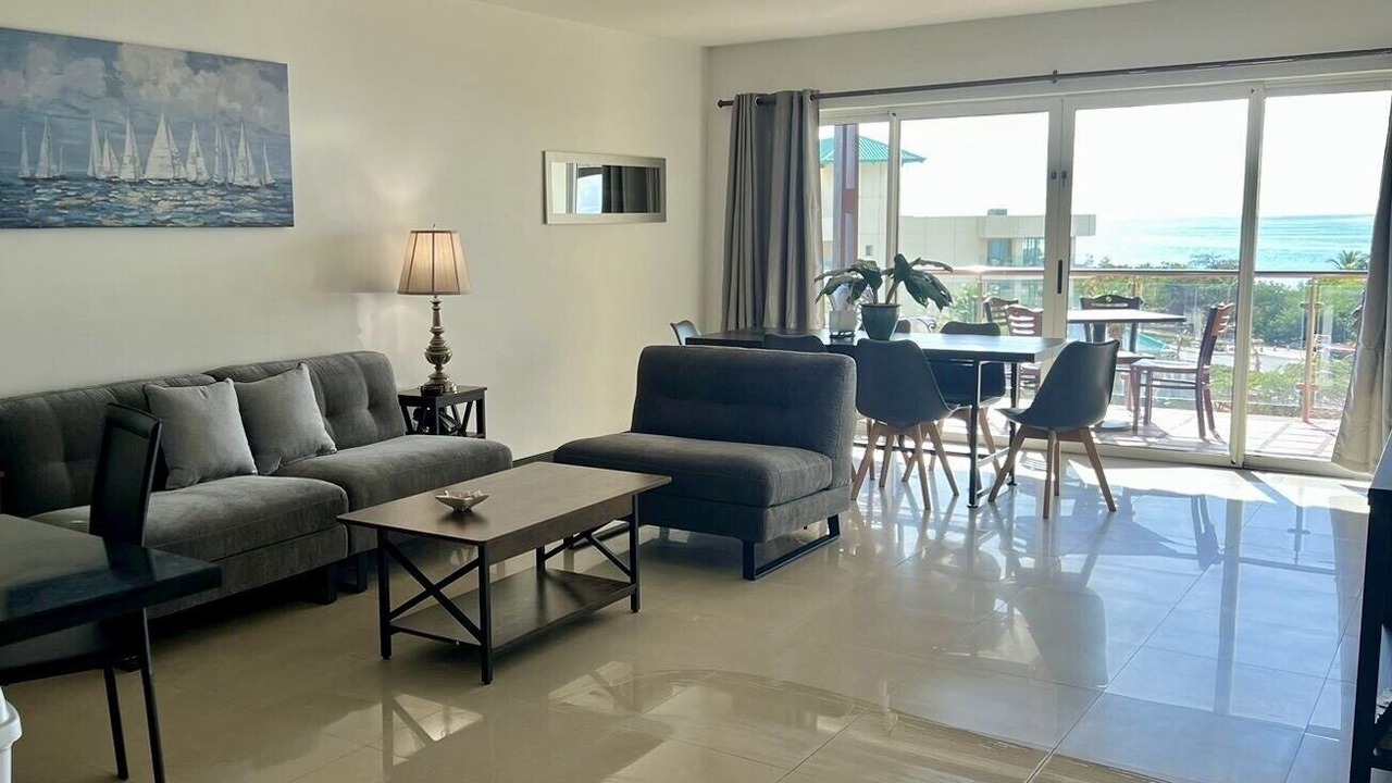 Photo of Livingroom in Eagle Beach