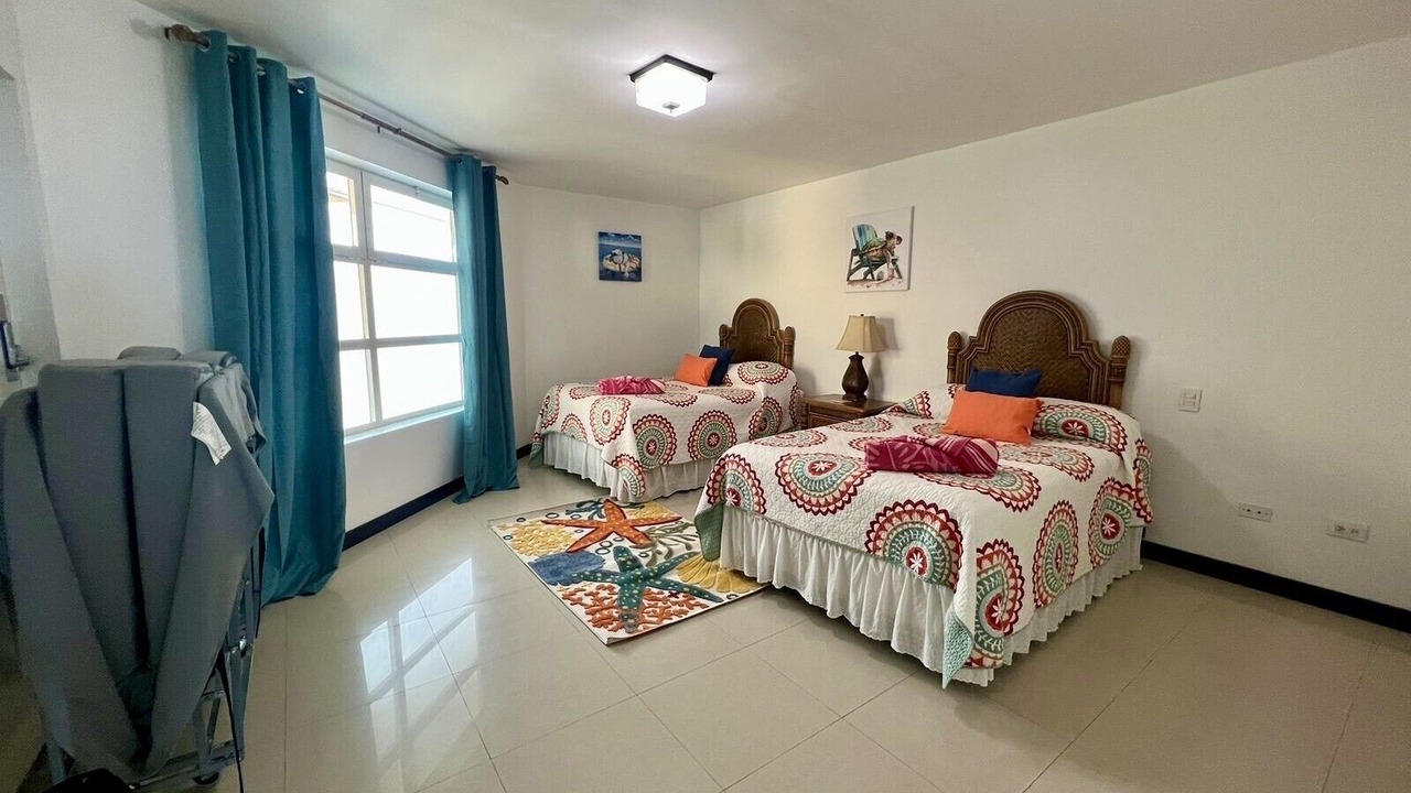 Photo of Bedroom in Eagle Beach