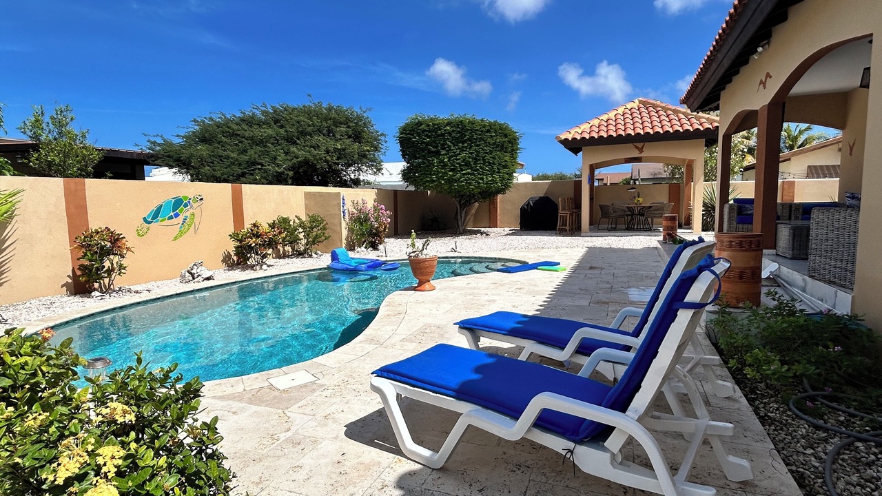 Photo of Others in Oranjestad-West