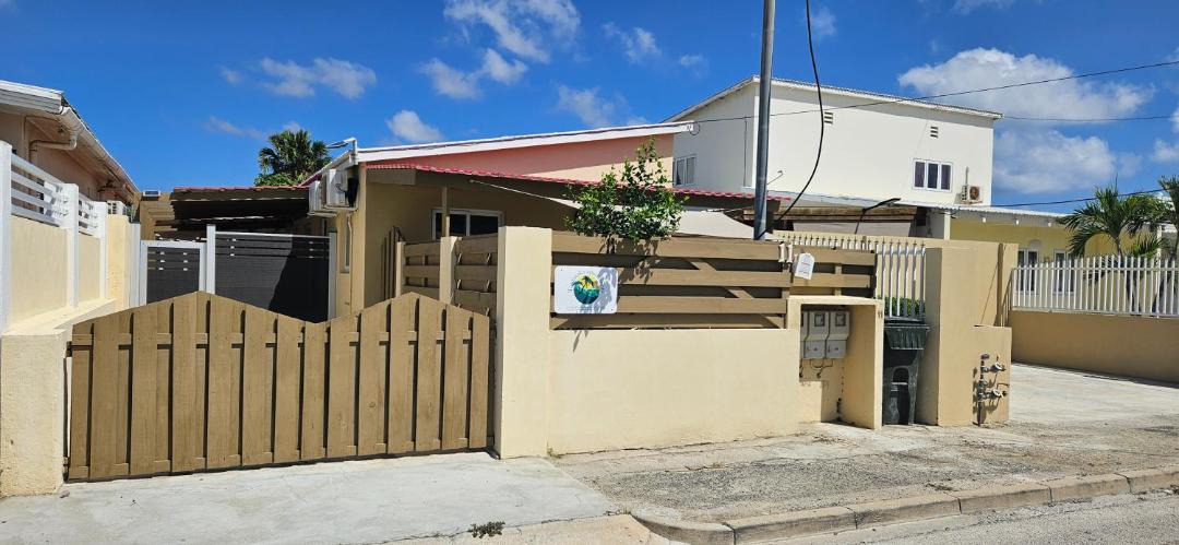 Photo of Others in Oranjestad-West