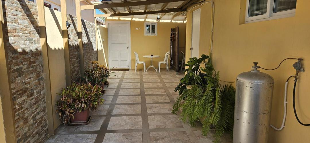 Photo of Others in Oranjestad-West