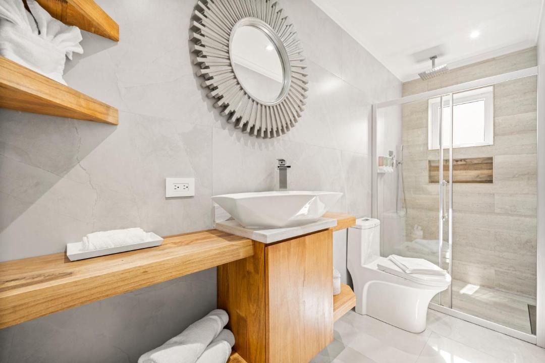 Photo of Bathroom in Ponton