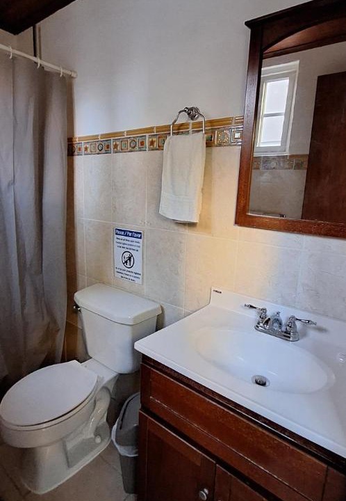 Photo of Bathroom in Ponton