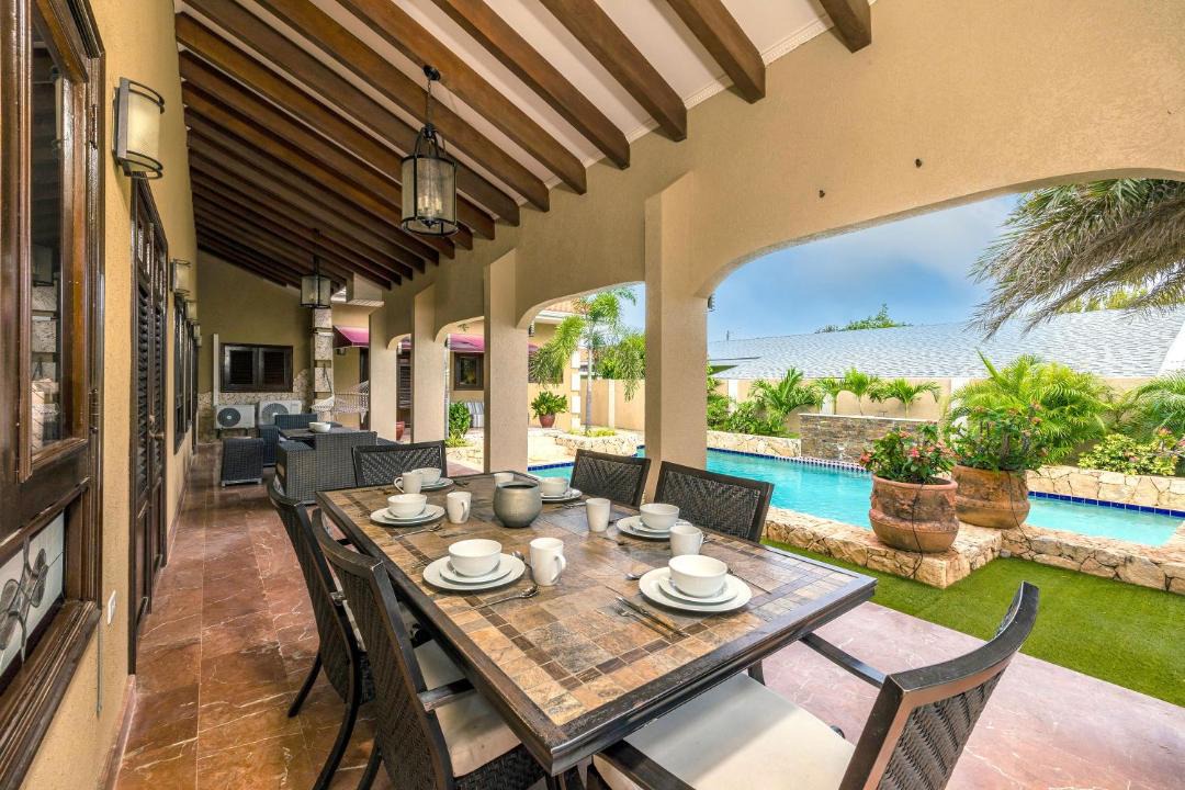 Photo of Patio Balcony in Oranjestad