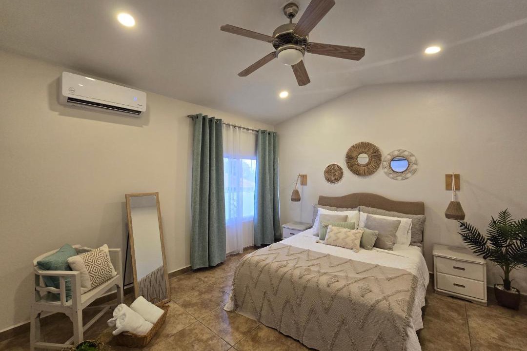 Photo of Bedroom in Opal