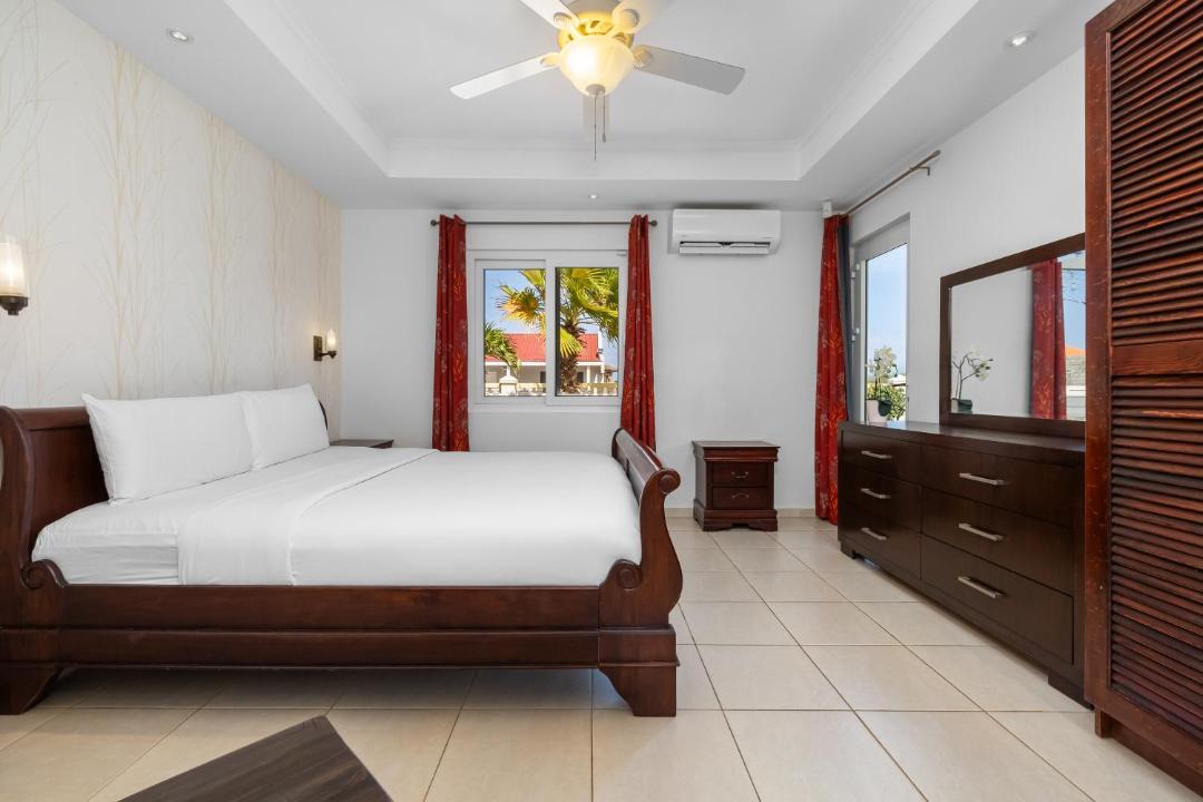 Photo of Bedroom in Esmeralda