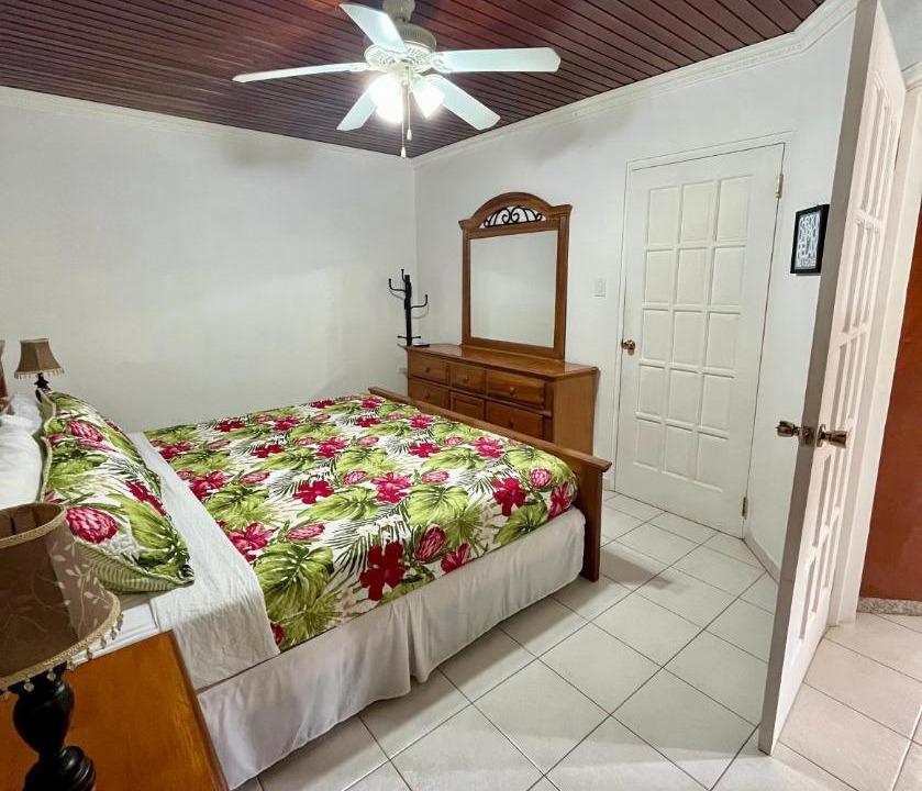Photo of Bedroom in Opal