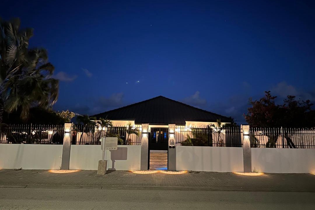 Photo of Others in Oranjestad-West