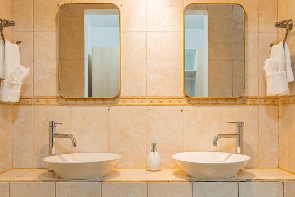 Photo of Bathroom in Washington