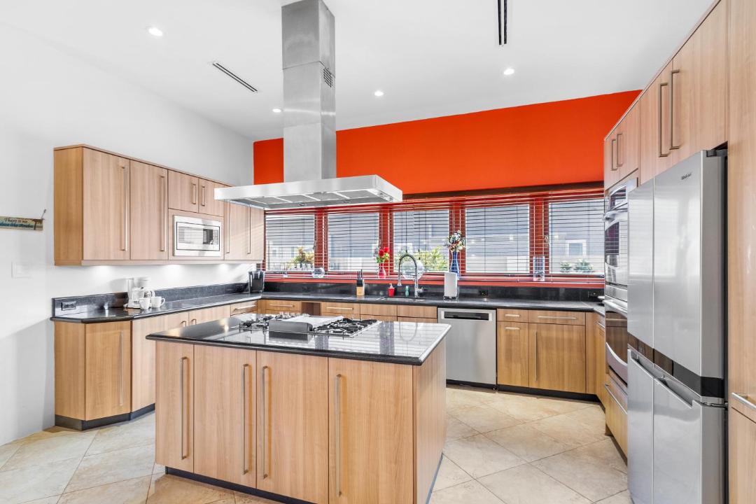 Photo of Kitchen in Esmeralda