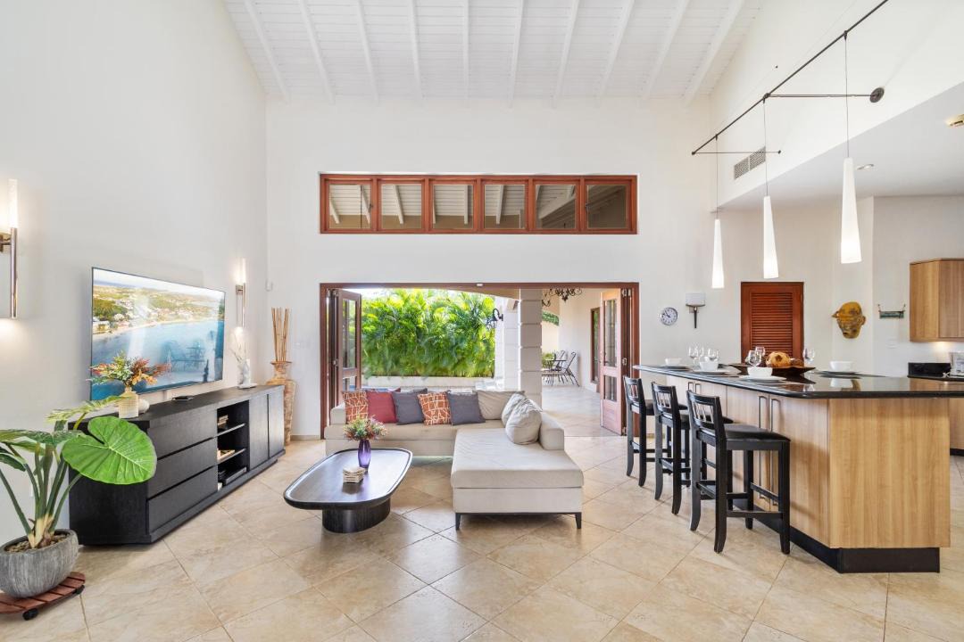 Photo of Livingroom in Esmeralda