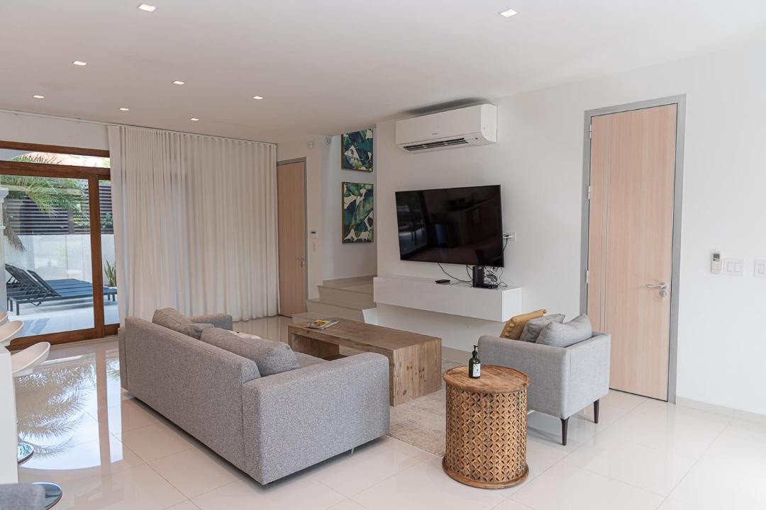 Photo of Livingroom in Opal