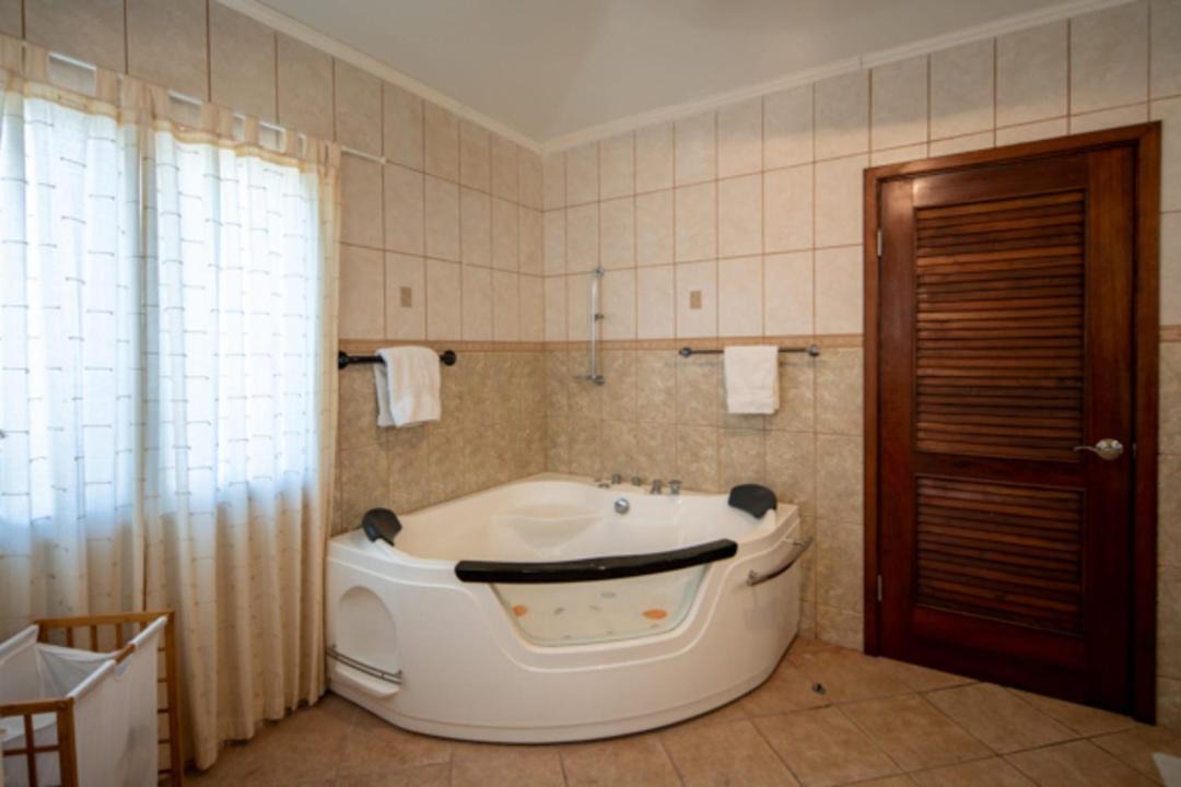 Photo of Bathroom in Malmok