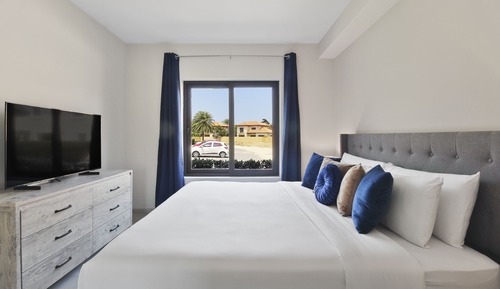 Luxury Condo, 1 Bedroom, Balcony, Resort View