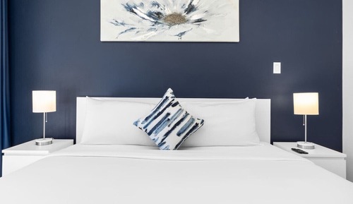 Luxury Condo, 3 Bedrooms