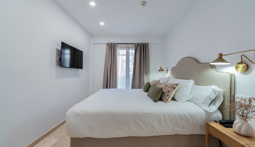 Deluxe Double Room, Pool View