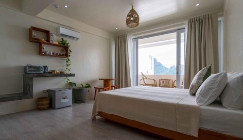 Premium Room, Balcony, Beach View